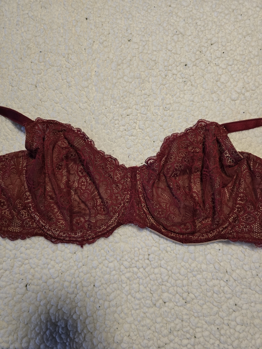 Lace Underwire Bra in Burgundy